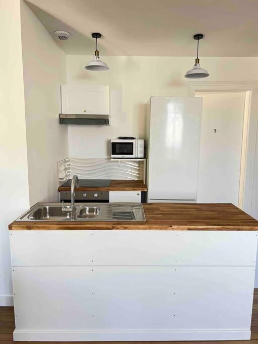 Magnifique Appartement Familiale 6 Personnes 3 Chambres Et 3 Salles De Bain En Hyper Centre Avec Rue Pietonne Parking 20M Troyes Exterior foto